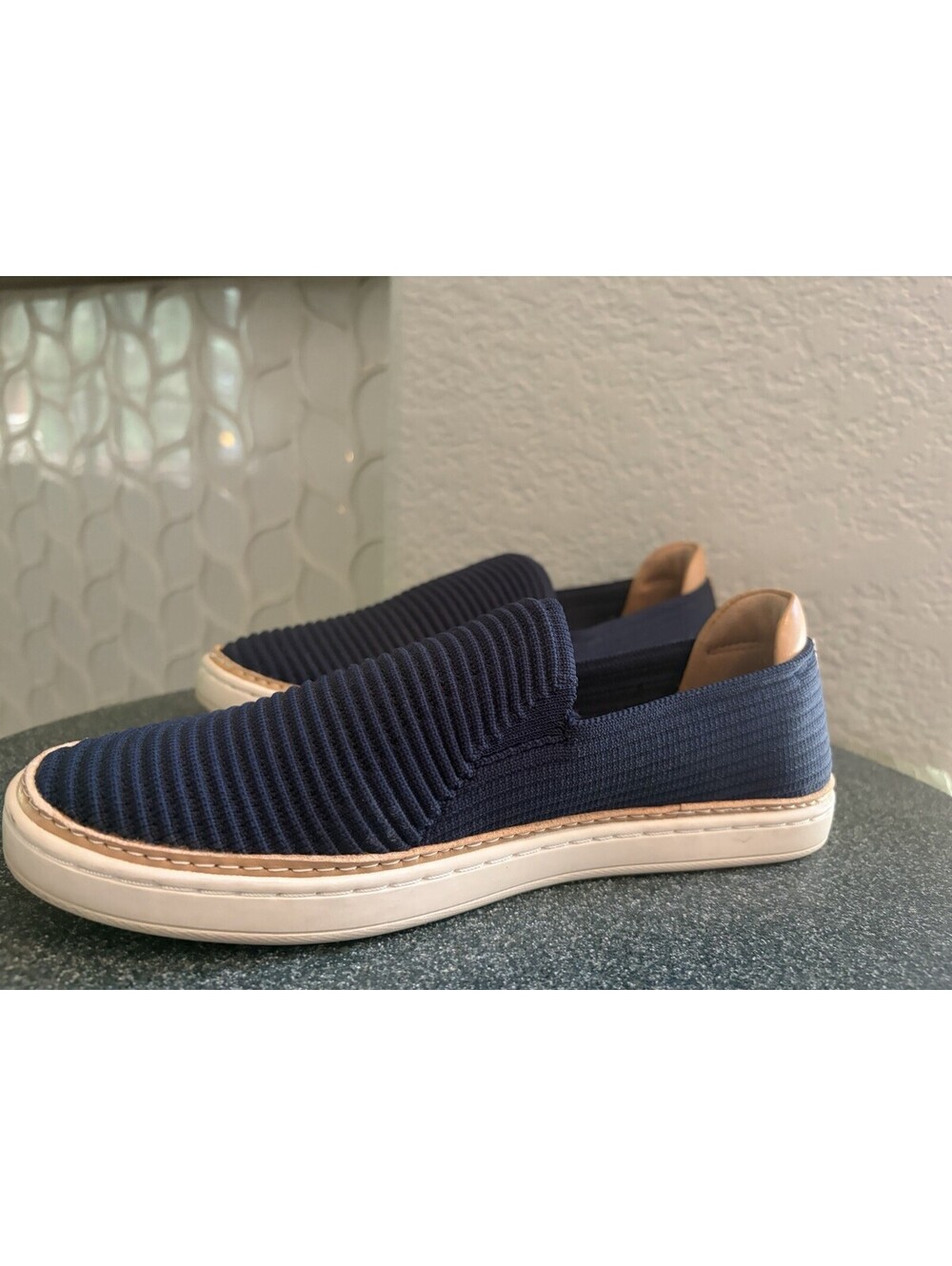 UGG Sammy Sneaker - Navy Rib Knit Woven Slip On Flat Shoe - Womens Size 6